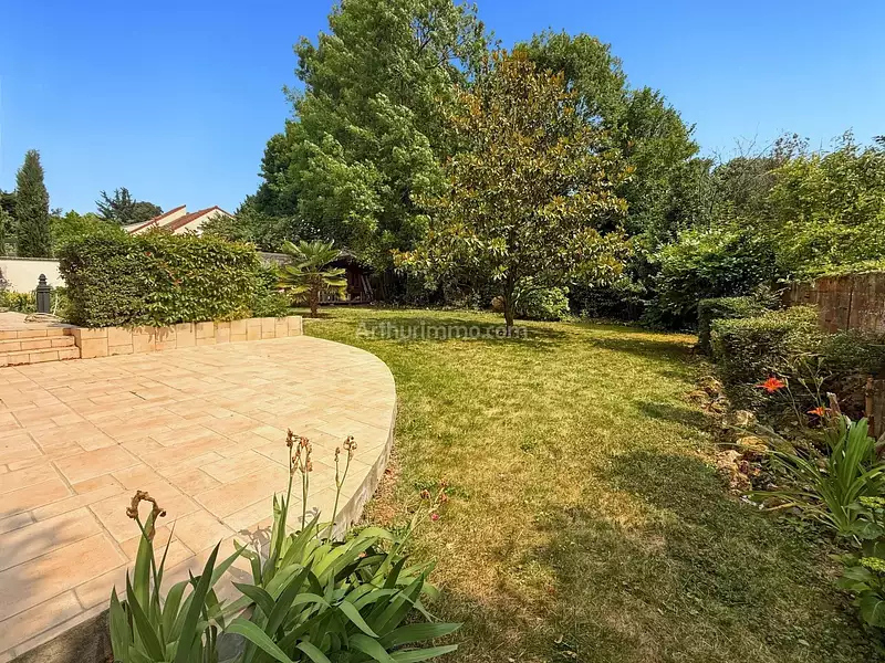 Maison, 261 m²