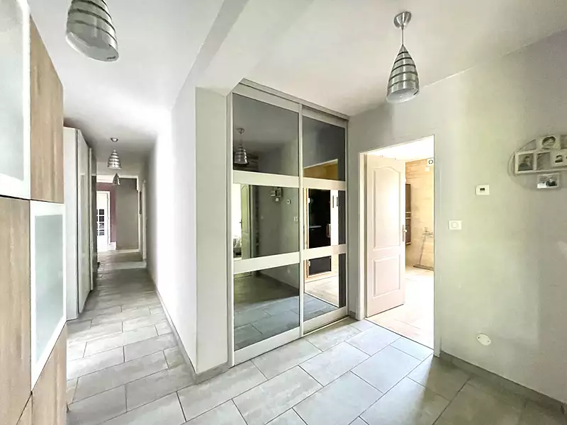 Maison, 344 m²