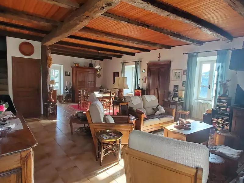 Maison, 243 m²
