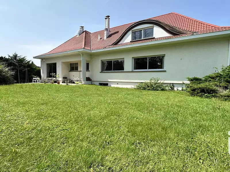 Maison, 275 m²