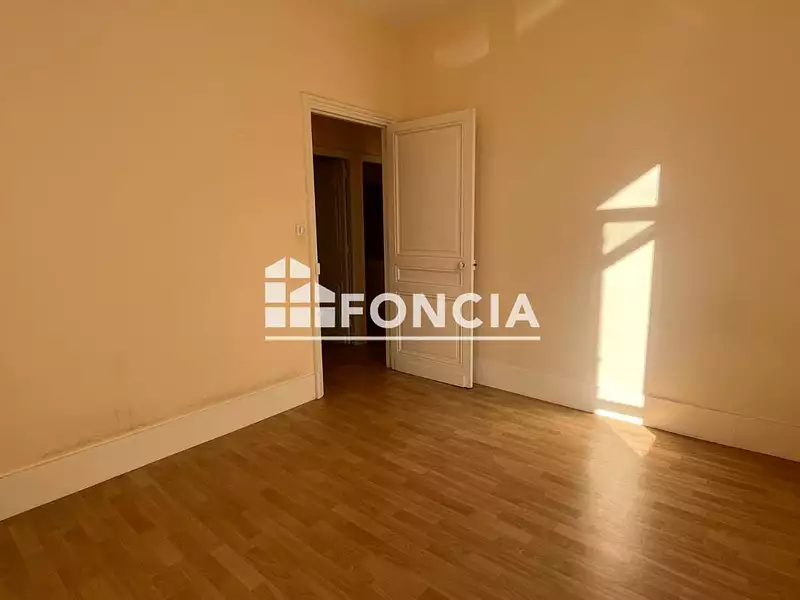 Maison, 192 m²