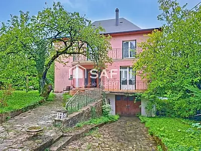 Maison, 181 m²
