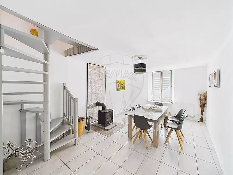 Maison, 162 m²