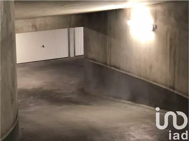 Parking, 91 m²
