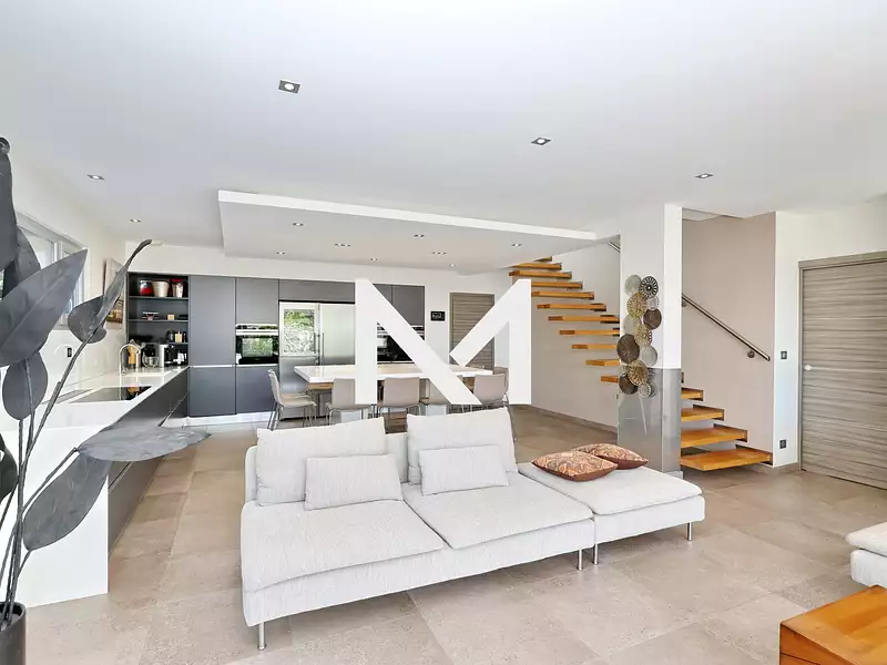 Maison, 171 m²