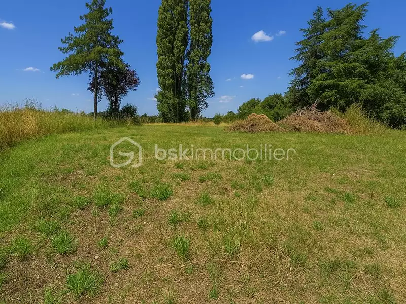 Terrain, 850 m²