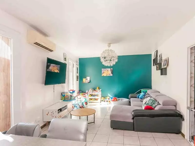 Maison, 121 m²