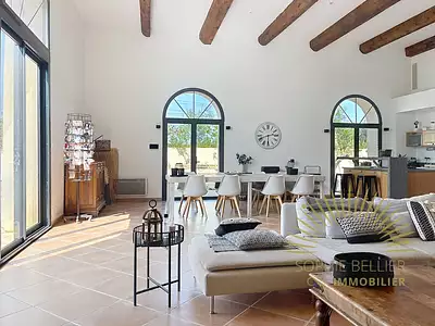 Maison, 185 m²