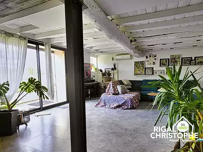 Maison, 220 m²