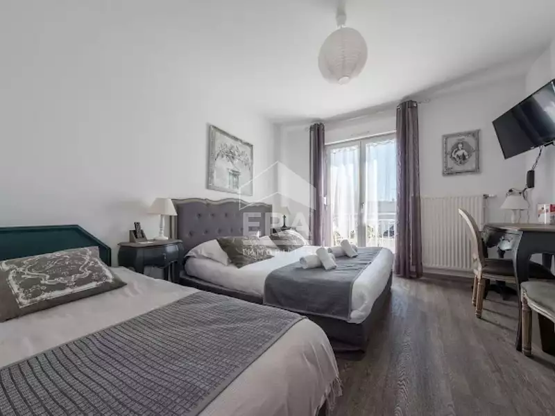 Immeuble, 1 520 m²