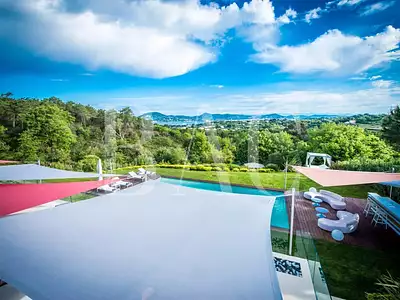 Maison, 650 m²