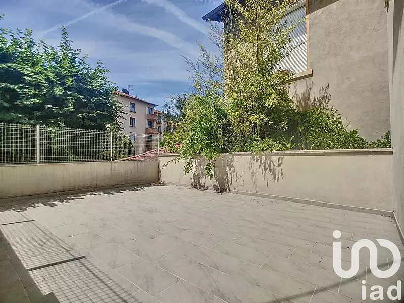 Immeuble, 374 m²