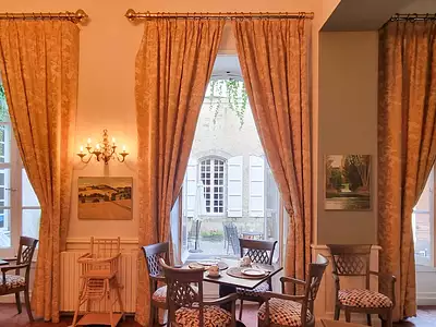 Maison, 825 m²