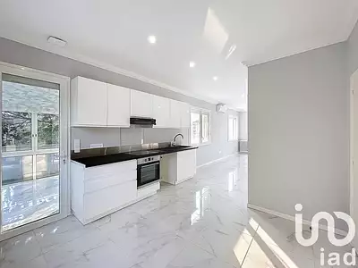 Maison, 220 m²