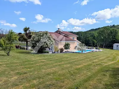 Maison, 176,68 m²