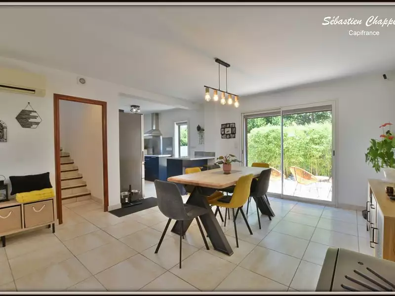 Maison, 147 m²