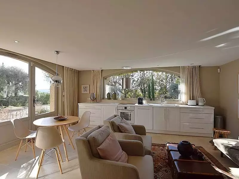 Maison, 283 m²