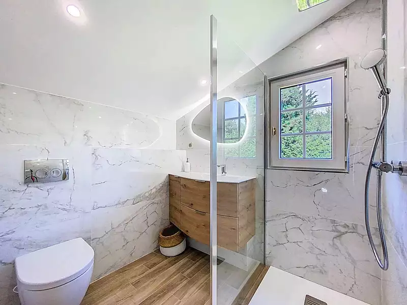Maison, 185 m²