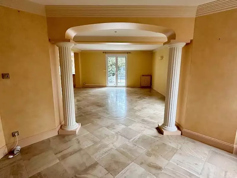 Appartement, 181 m²