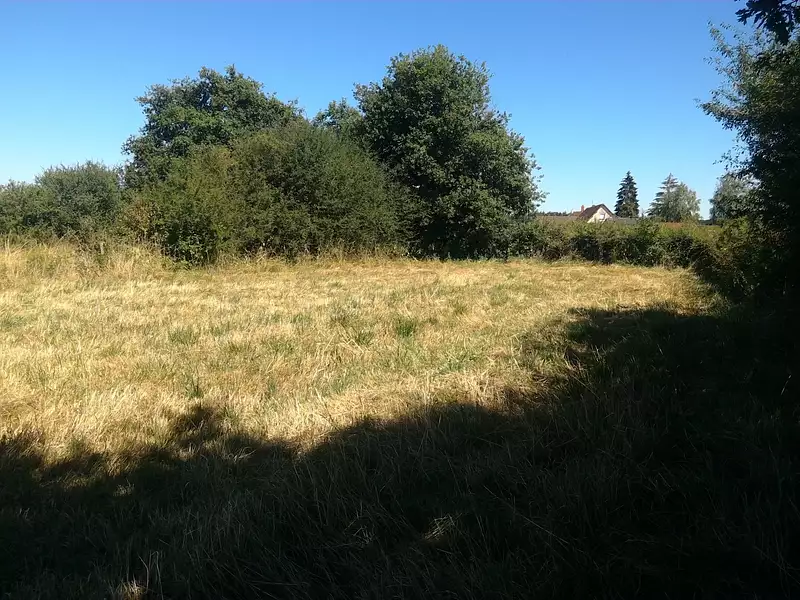 Terrain, 2 000 m²
