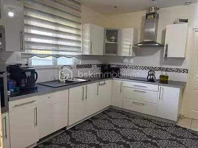 Maison, 150 m²
