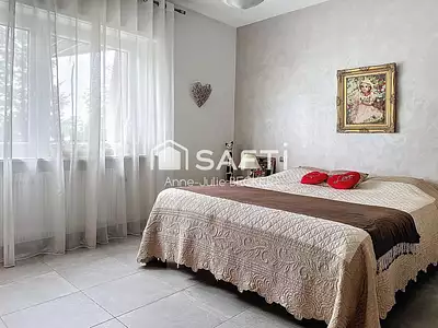 Maison, 137 m²