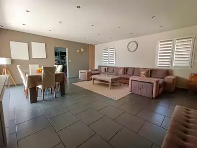 Maison, 162 m²