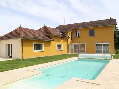 Maison, 330 m²