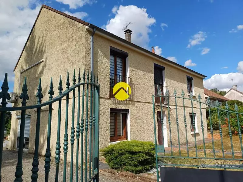 Maison, 155 m²