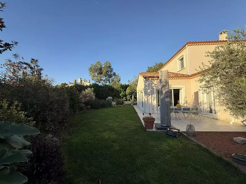 Maison, 156 m²
