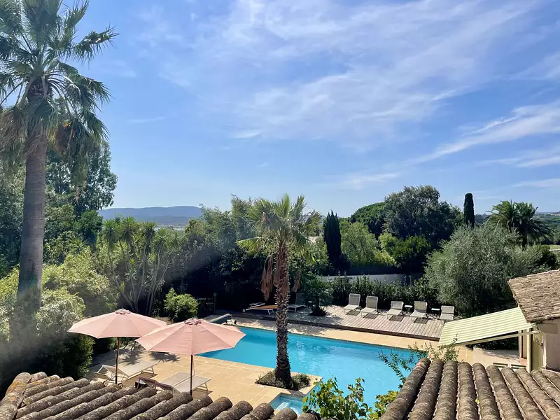 Maison, 220 m²