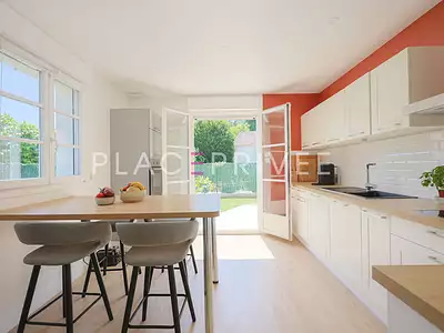 Maison, 180 m²