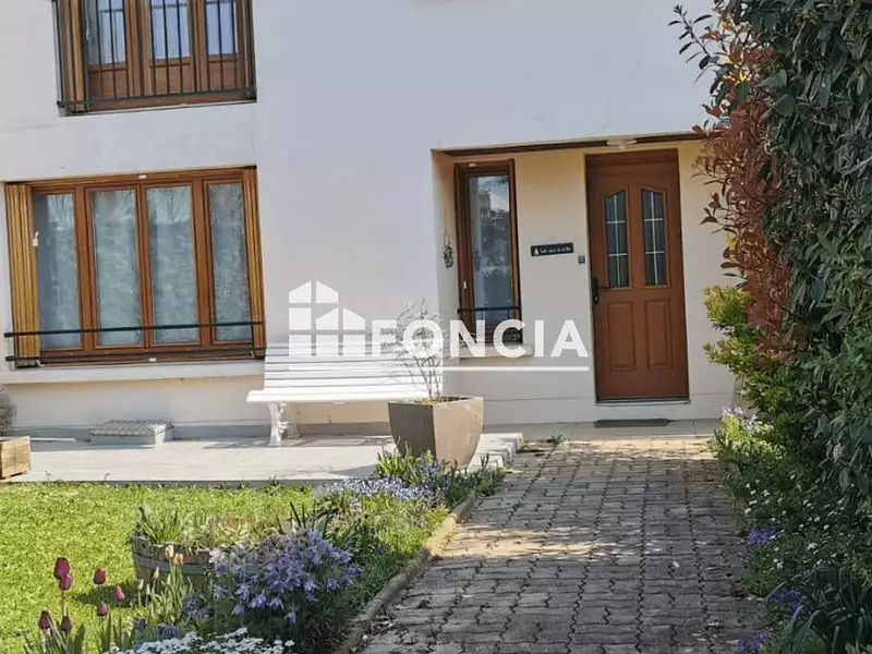Maison, 151 m²