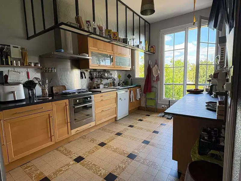 Maison, 166 m²