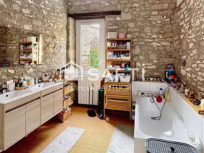 Maison, 198 m²