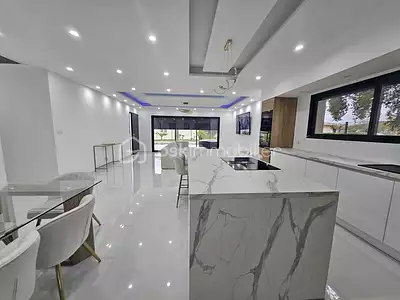 Maison, 137 m²