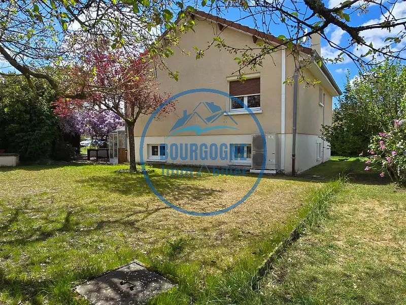 Maison, 144 m²