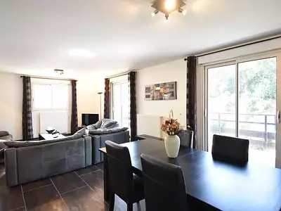 Maison, 240 m²