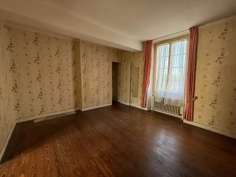 Maison, 225 m²