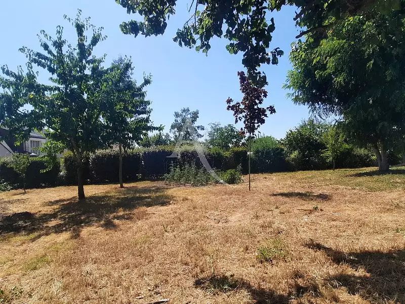 Terrain, 641 m²
