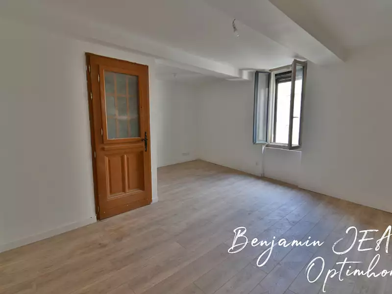 Immeuble, 130 m²