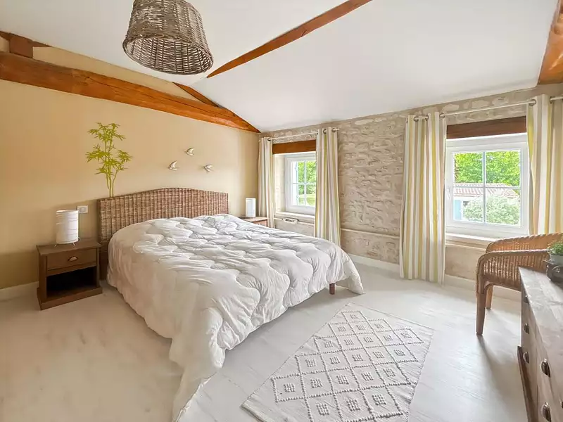 Maison, 210 m²