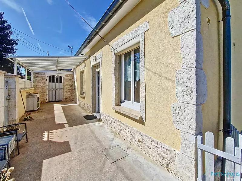Maison, 169 m²