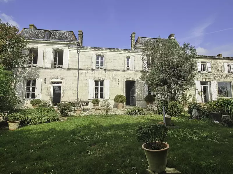 Maison, 291 m²