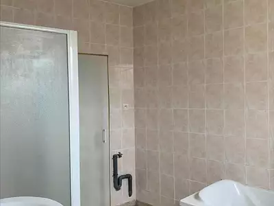 Maison, 166 m²