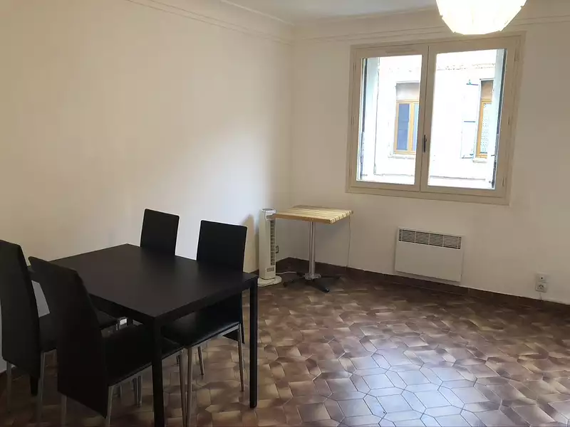 Immeuble, 84,72 m²