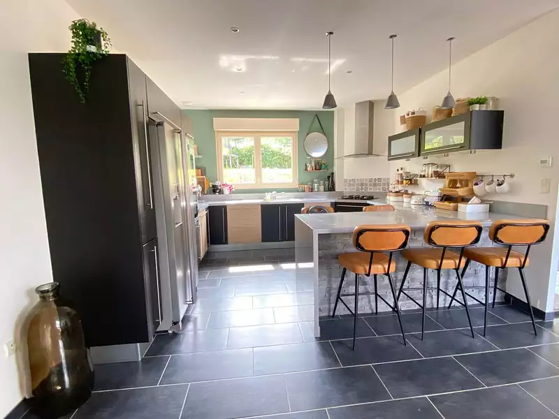 Maison, 170 m²