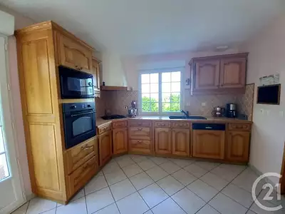 Maison, 122,7 m²