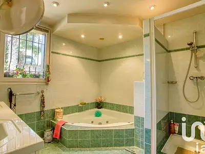 Maison, 164 m²
