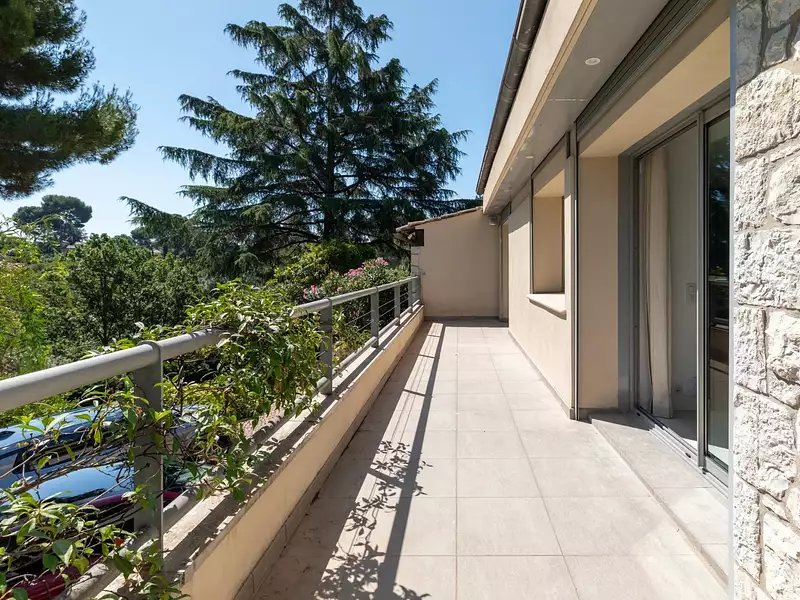 Maison, 235 m²